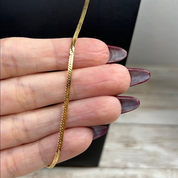 Gorgeous Monet Gold Chain Necklace - Picture 2 of 4